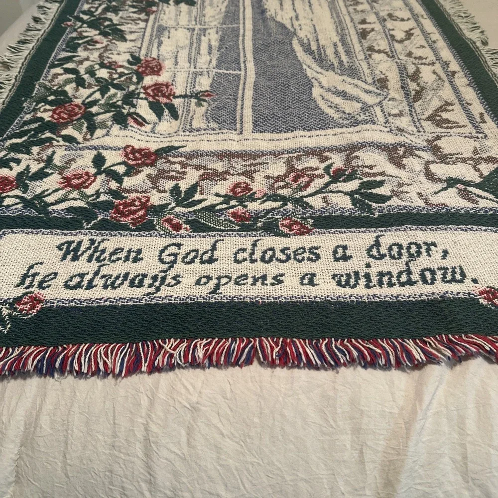 Woven Blanket W/fringe And Saying  32 X 46